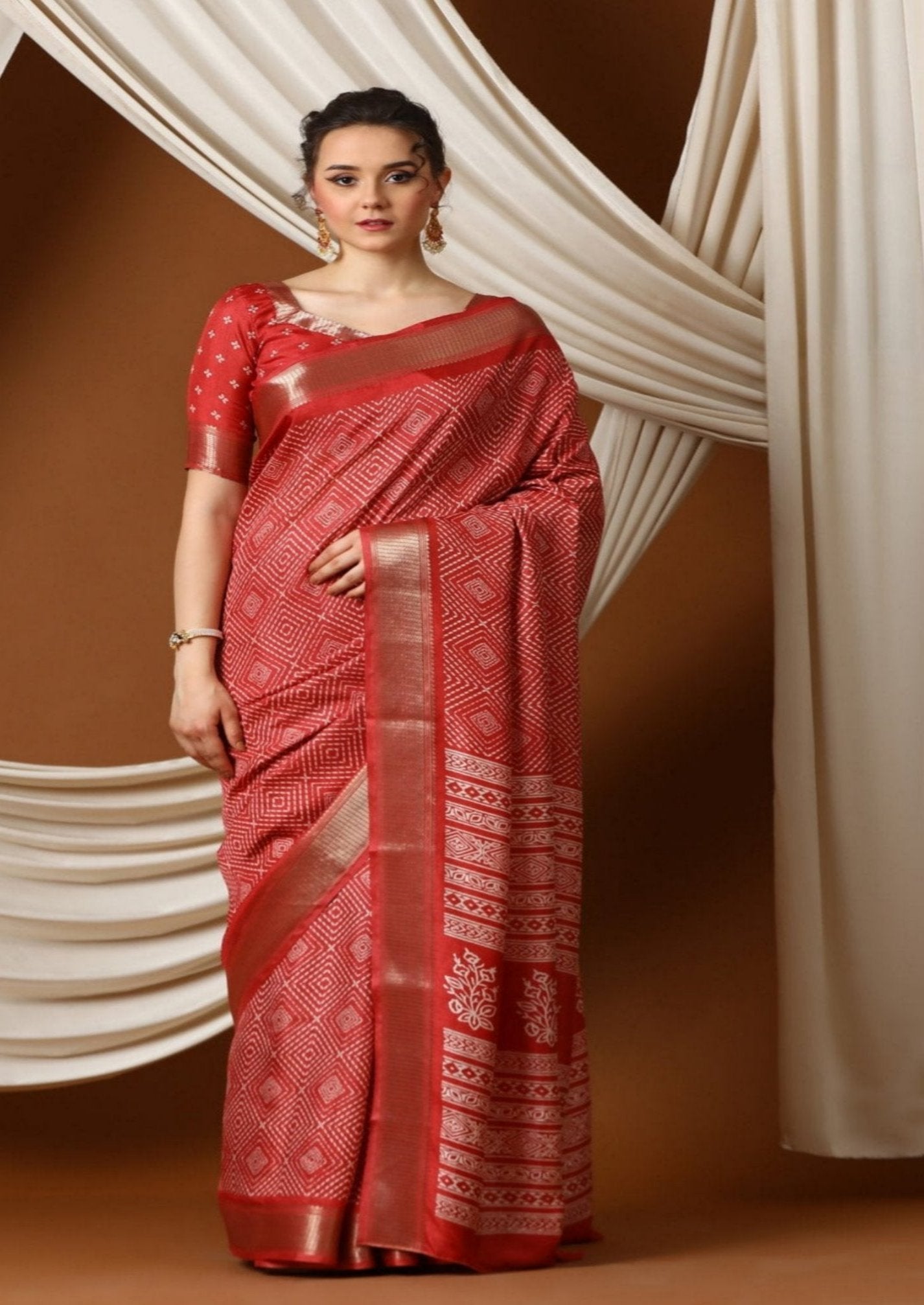 Beautiful Dola Jacquard Border Saree